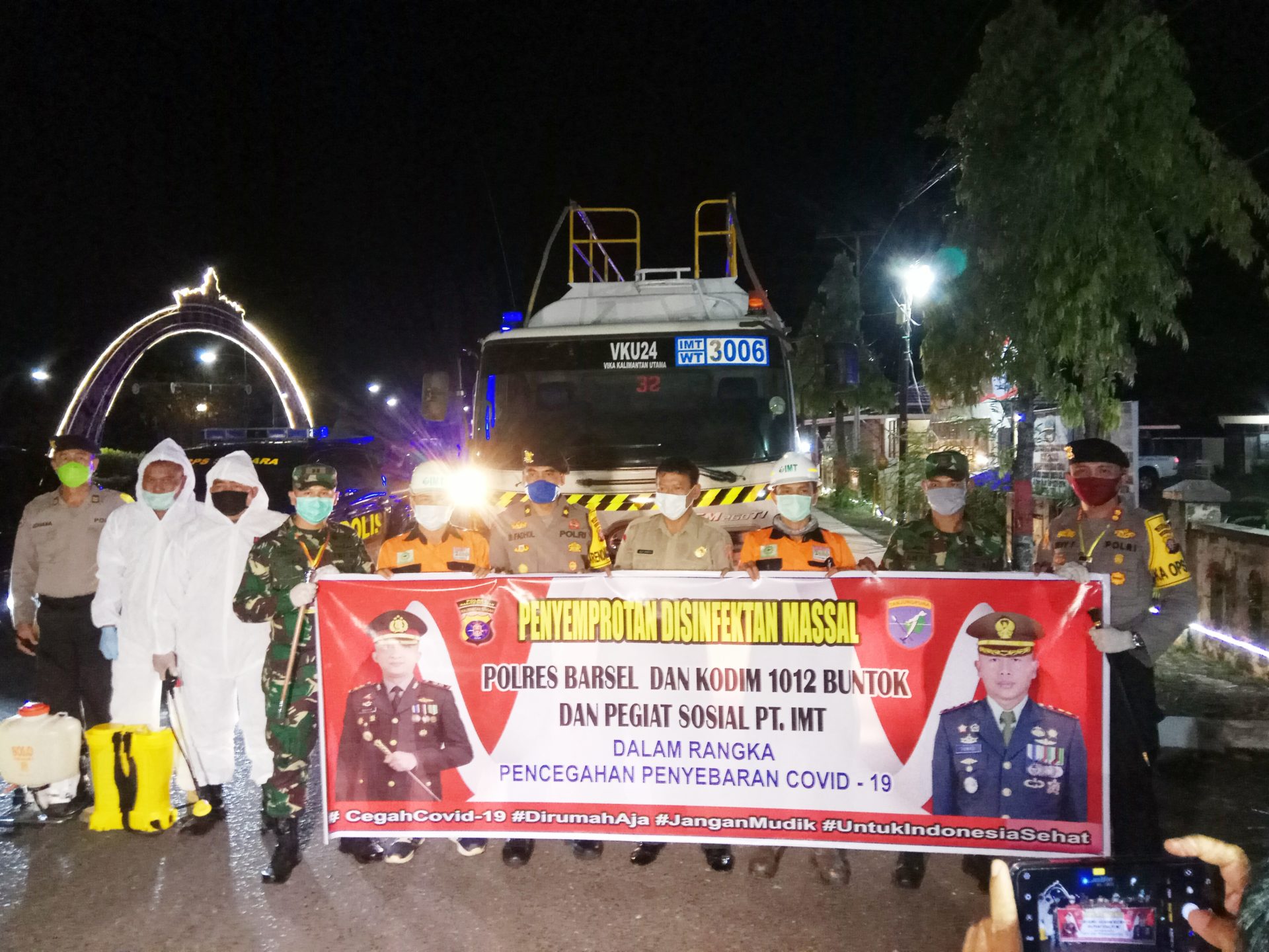 Jalan dan fasilitas umum dalam kota Buntok kembali disemprot desinfektan