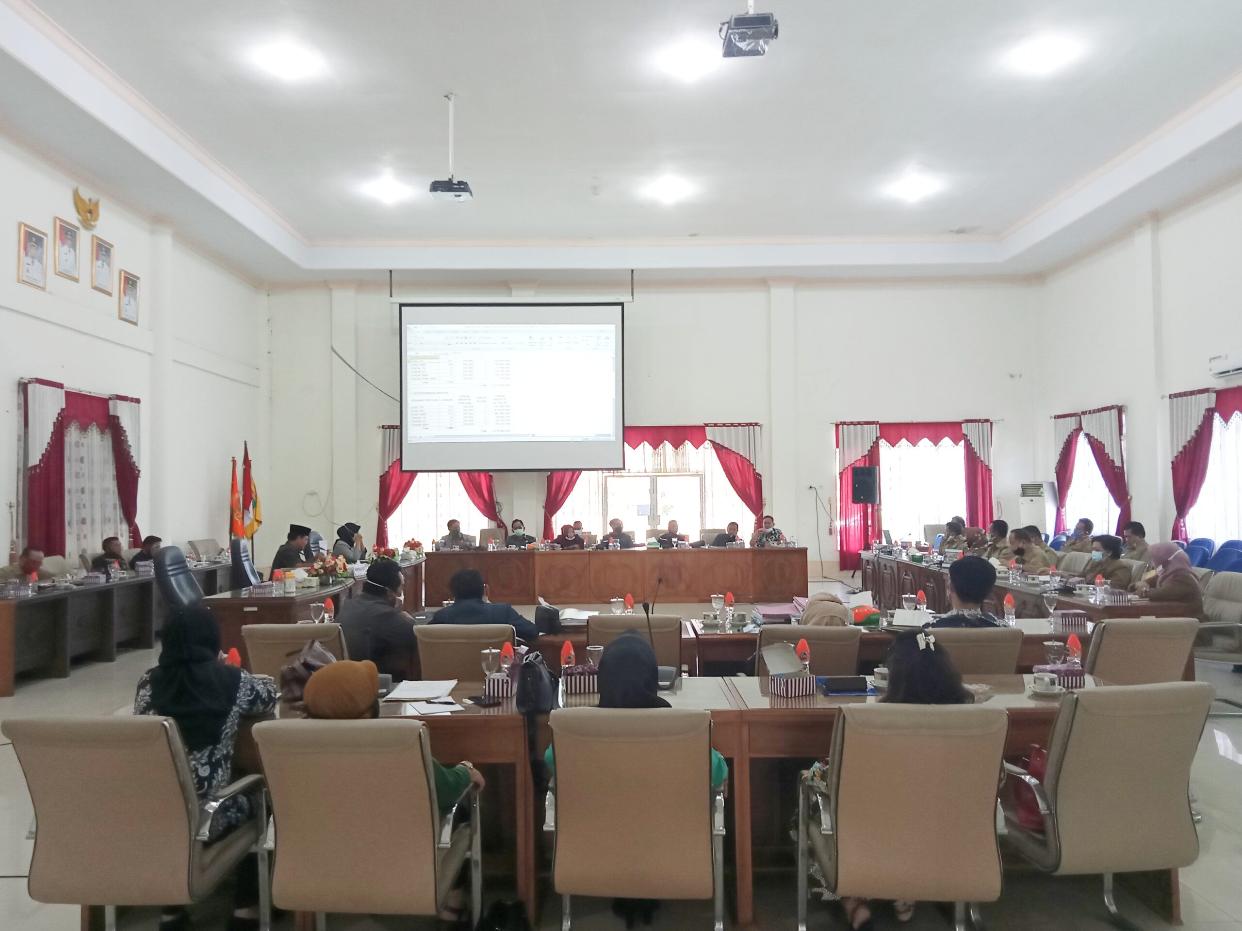 DPRD desak pemkab persiapkan anggaran insentif guru non PNS