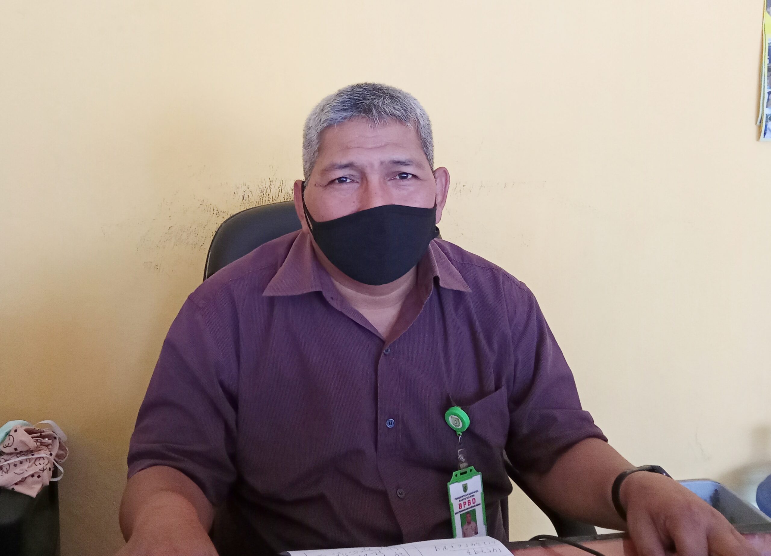 Cegah COVID-19, BPBD Barsel semprot desinfektan secara rutin di fasilitas umum