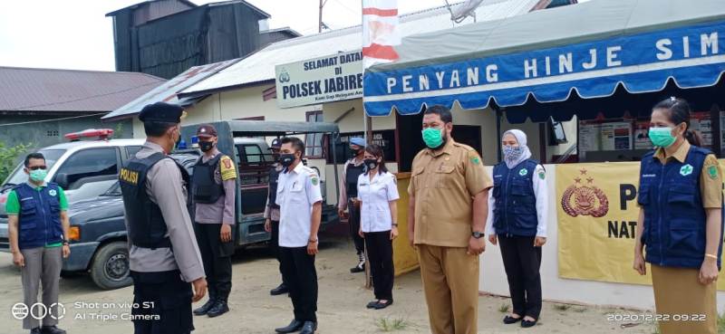 Jelang Natal dan Tahun Baru, Polsek Jabiren Raya Gelar Apel Bersama