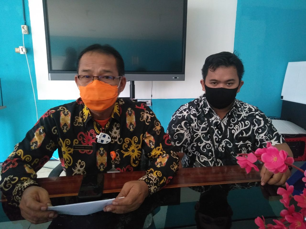 Satgas COVID-19 Kapuas gencar laksanakan Operasi Yustisi berikan edukasi