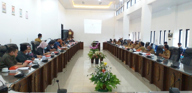 Legislatif dan Eksekutif di Barito Utara Bahas Raperda Pilkades dan Pengganti Antar Waktu