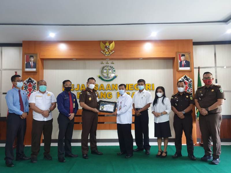 Lagi, Kejaksaan Negeri Pulang Pisau Terima Penghargaan, Kali Ini Dari Perkimtan