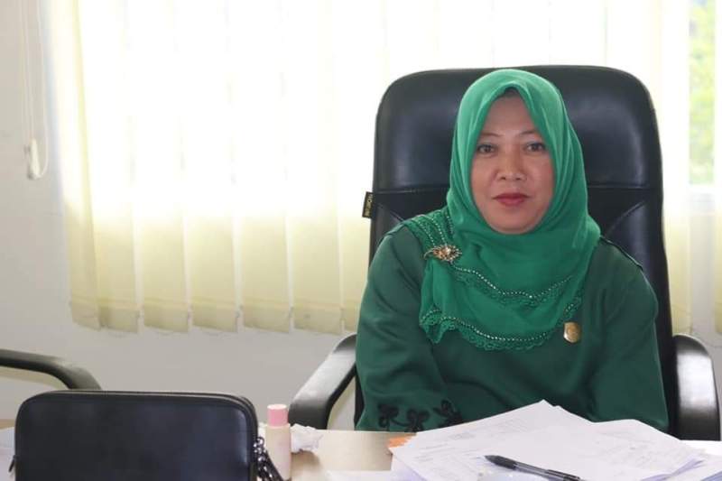 DPRD Pulang Pisau Bantu 20 Unit Mesin Alkon Kepada Petani dan Nelayan