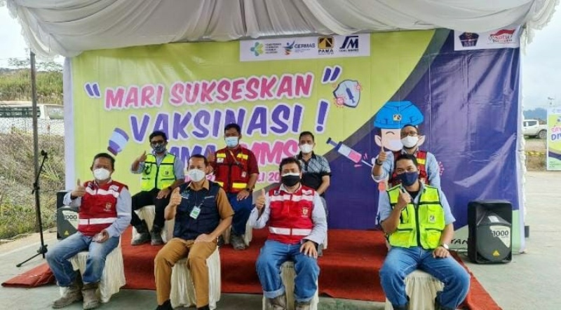 Perangi COVID-19, PT Pamapersada Nusantara Gelar Vaksinasi Gotong Royong