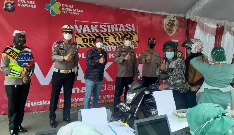 Hindari Kerumunan, Polres Kapuas Gelar Vaksinasi COVID-19 Drive Thru