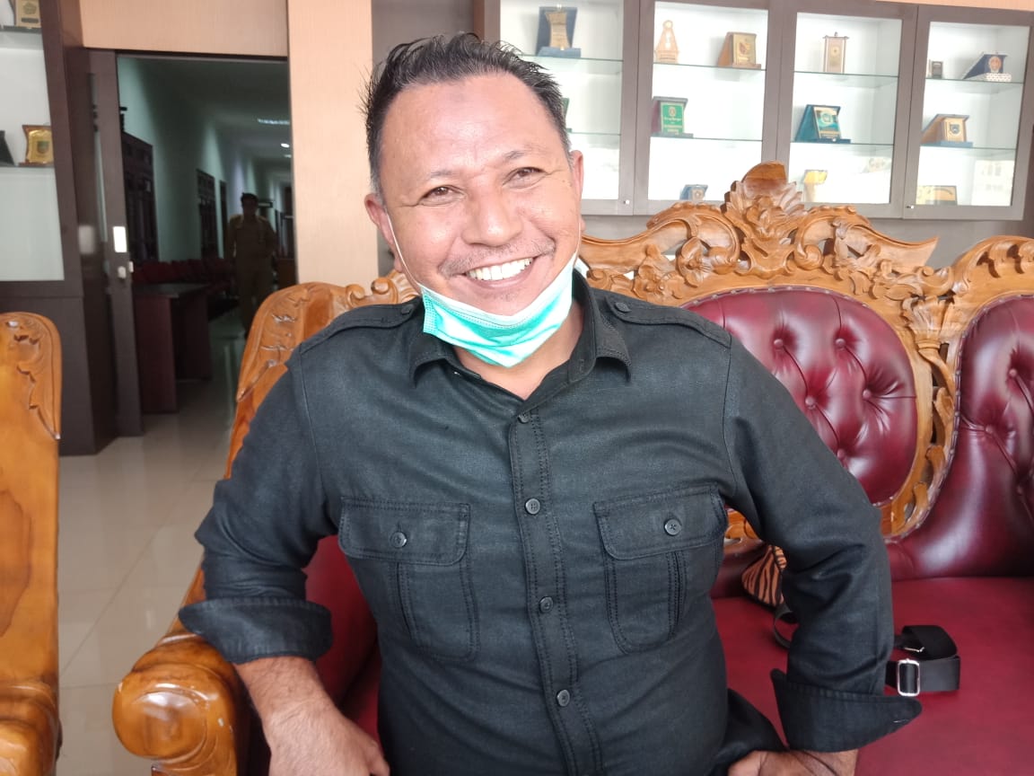 DPRD Kotim Perjuangkan Relokasi SMPN-1 Mentaya Hilir Selatan