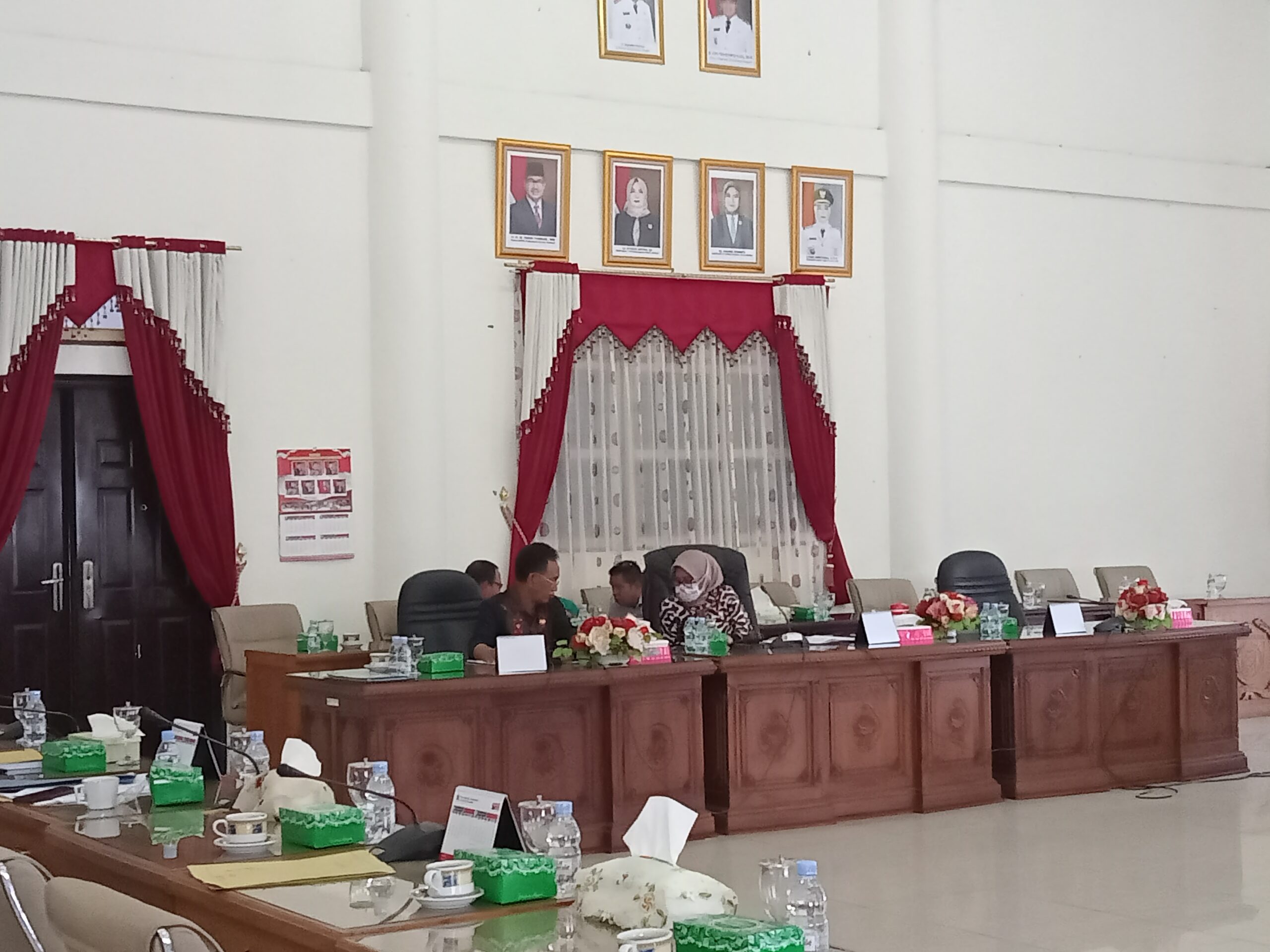 Bapemperda DPRD Bahas Tiga Raperda Bersama Pemkab Barsel