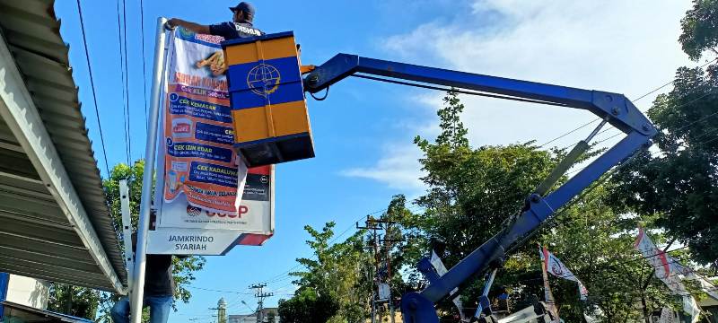 Pemkab Kapuas Tutup Iklan Rokok di Sepanjang Jalan Protokol