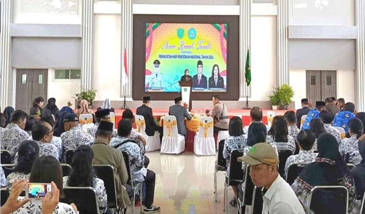 Pemkab Pulang Pisau Apresiasi Peran Guru Cetak Generasi Berkualitas