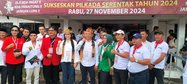 Pasangan Pe’i-Ina Prayawati Daftar ke KPU di Hari Terakhir