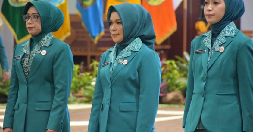 Hj. Siti Saniah Wiyatno Resmi Dilantik sebagai Ketua TP-PKK Kabupaten Kapuas