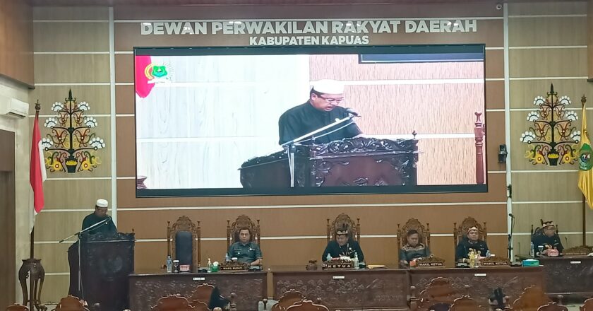 Tujuh Fraksi DPRD Kapuas Sampaikan Pandangan Umum Terkait Pemekaran Kecamatan