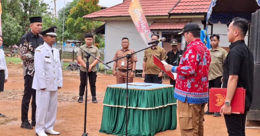 Bupati Katingan Lantik PJ Kepala Desa Sabaung dan Anggota BPD