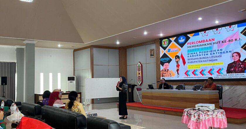 Sumiati Ajak Siswa Unjuk Bakat Kreativitas dalam Lomba Pidato dan Puisi
