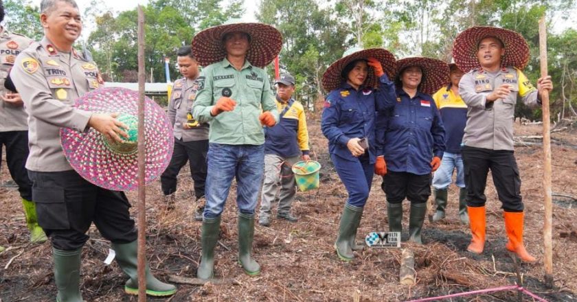 TNI-Polri dan Stakeholder Laksanakan Penanaman Jagung Serentak