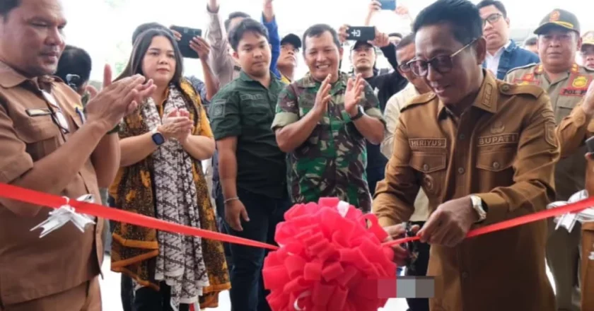Bupati Heriyus Resmikan Puskesmas Lopo Mambuh di Kecamatan Tanah Siang