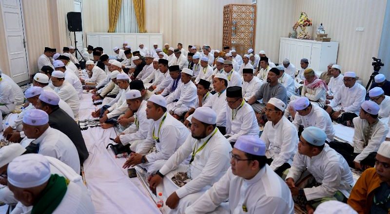 Tunaikan Nazar, Bupati Gelar Barito Utara Bersholawat 2025 Bersama Habib Syech