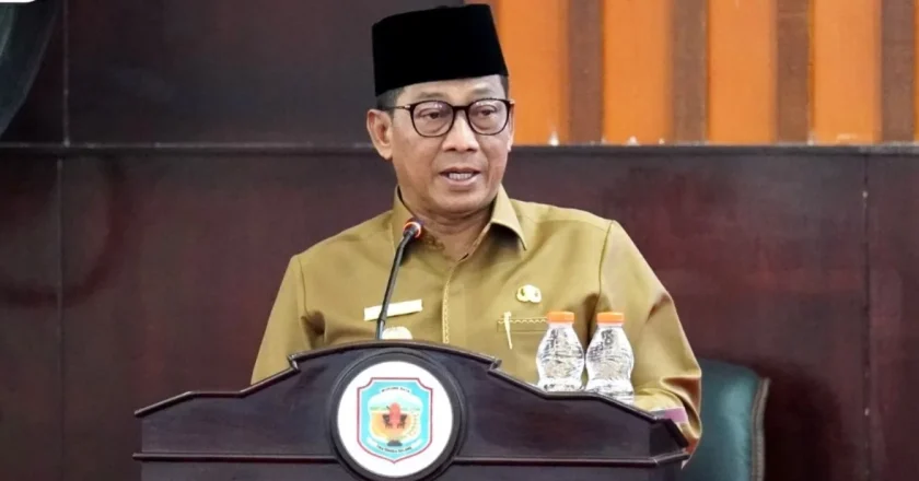 Bupati Heriyus Sampaikan Dua Raperda ke DPRD