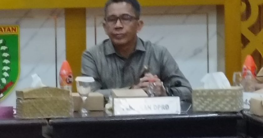 DPRD Barsel sampaikan informasi terkait pemangkasan APBD 2026 saat reses
