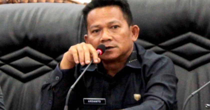 Anggota DPRD Barito Utara Apresiasi Layanan Eazy Paspor