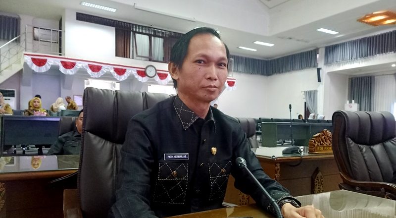 Anggota DPRD Barut Dorong Lulusan MAN Jadi Generasi Berdaya Saing