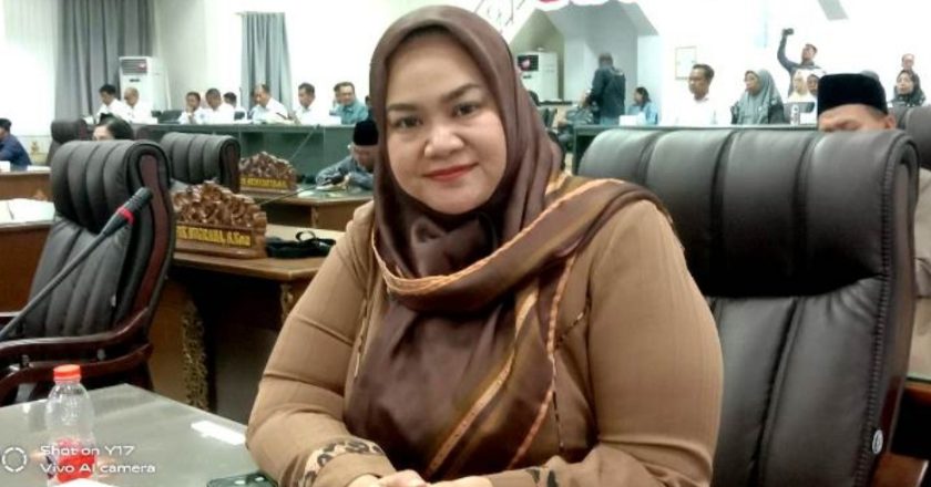 Kunjungan Kadisdik ke SDN 5 Hajak Dapat Apresiasi DPRD Barito Utara