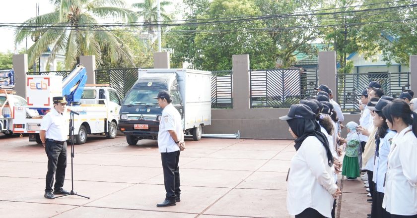 Picu Semangat Kerja, H Ardian Pimpin Apel Perdana Dinas Kominfosandi Barito Utara