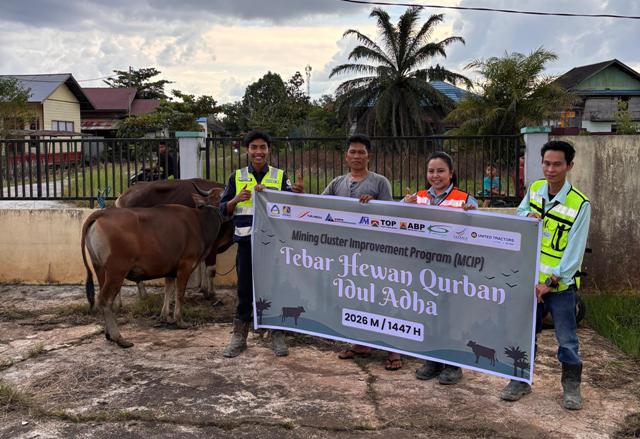 Pererat Sinergi di Hari Raya Idul Adha 1447 H, PT TOP, PT ABP dan PT PAMA Salurkan 20 Sapi Kurban untuk Warga Ring 1