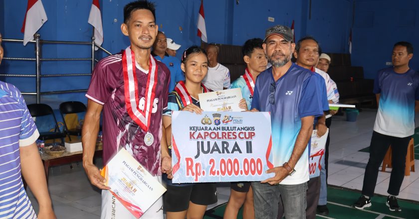 Wakapolres Barsel Tutup Turnamen Badminton Kapolres Cup 2026