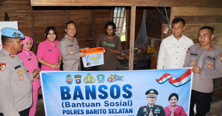 Polres Barsel Saluran 80 Paket Bantuan Sosial untuk Masyarakat
