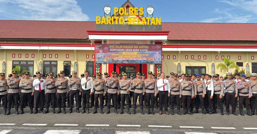 Antisipasi Karhutla, Kapolres Barsel Pimpin Apel Gelar Pasukan dan Cek Sarpras Kontigensi Aman Nusa II 2026