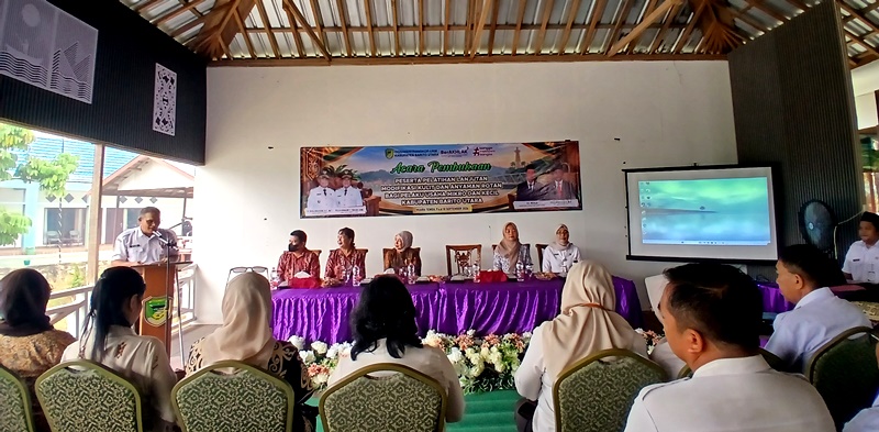 25 Pelaku UKM Barito Utara Ikuti Pelatihan Lanjutan Modifikasi Kulit dan Anyaman Rotan