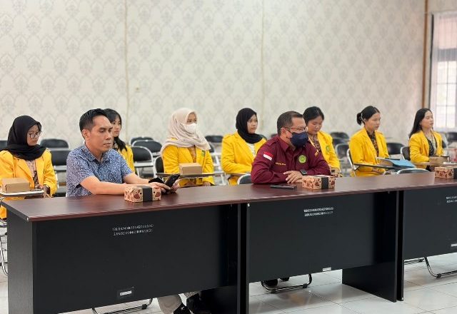 Sebanyak 8 Mahasiswa UPR Diterjunkan untuk Perkuat Literasi dan Numerasi di Sekolah Binaan YBHP